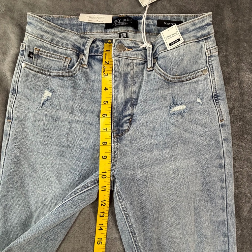 Judy Blue Mid Rise Skinny Jeans Light Blue Distressed Tummy Control 7/28 JB88191 - Picture 3 of 11